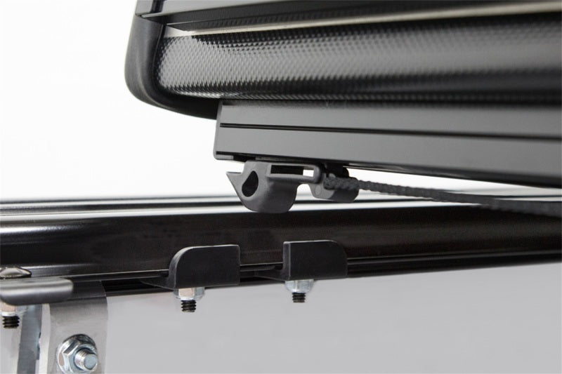 Access Lomax Tri-Fold Cover 16-19 Toyota Tacoma (Excl OEM Hard Covers)