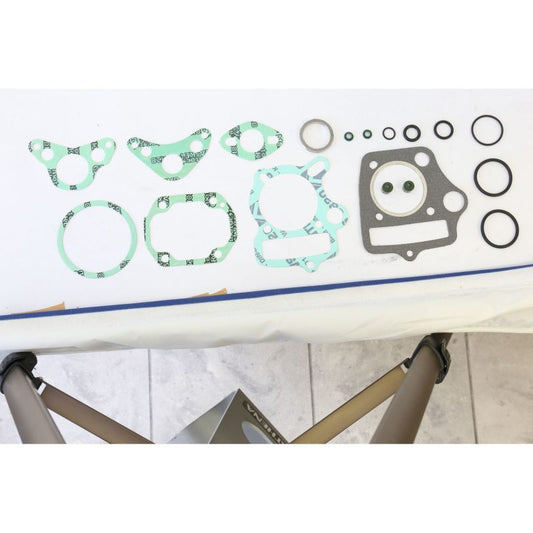 Athena 80-82 Honda C 70 Top End Gasket Kit P400210600007