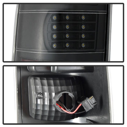 SPYDER xTune 03-06 Chevrolet Silverado 1500 LED Tail Lights - Black (ALT-JH-CSIL03-LED-BK) 9037634