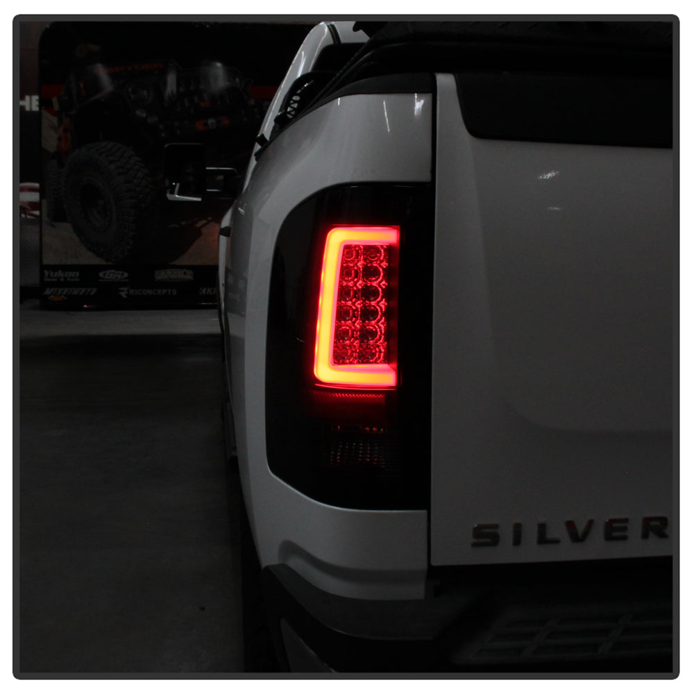 Spyder 07-13 Silverado (Will Not Work w/2010 921 Bulb)V3 Tail Lights Blk Smk