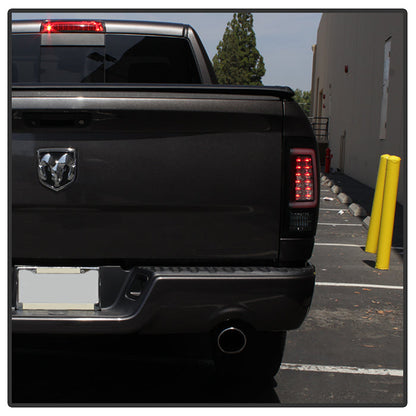 Spyder 09-16 Dodge Ram 1500 Light Bar LED Tail Lights - Black Smoke