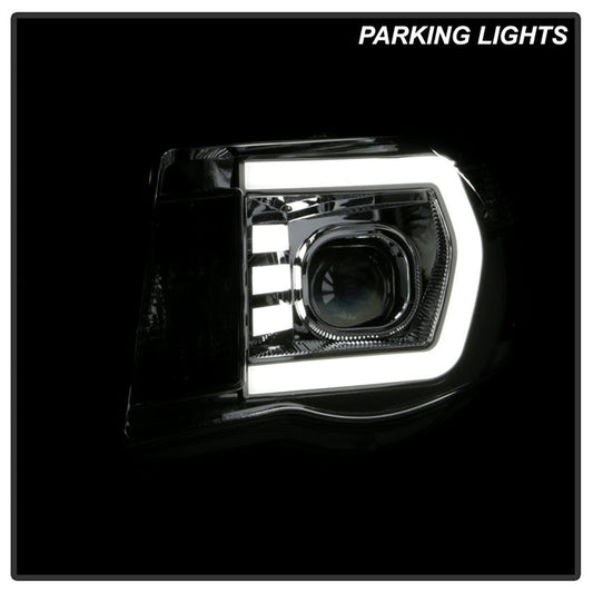 xTune Toyota Tacoma 05-11 LED Light Bar Projector Headlights — 24QQ3