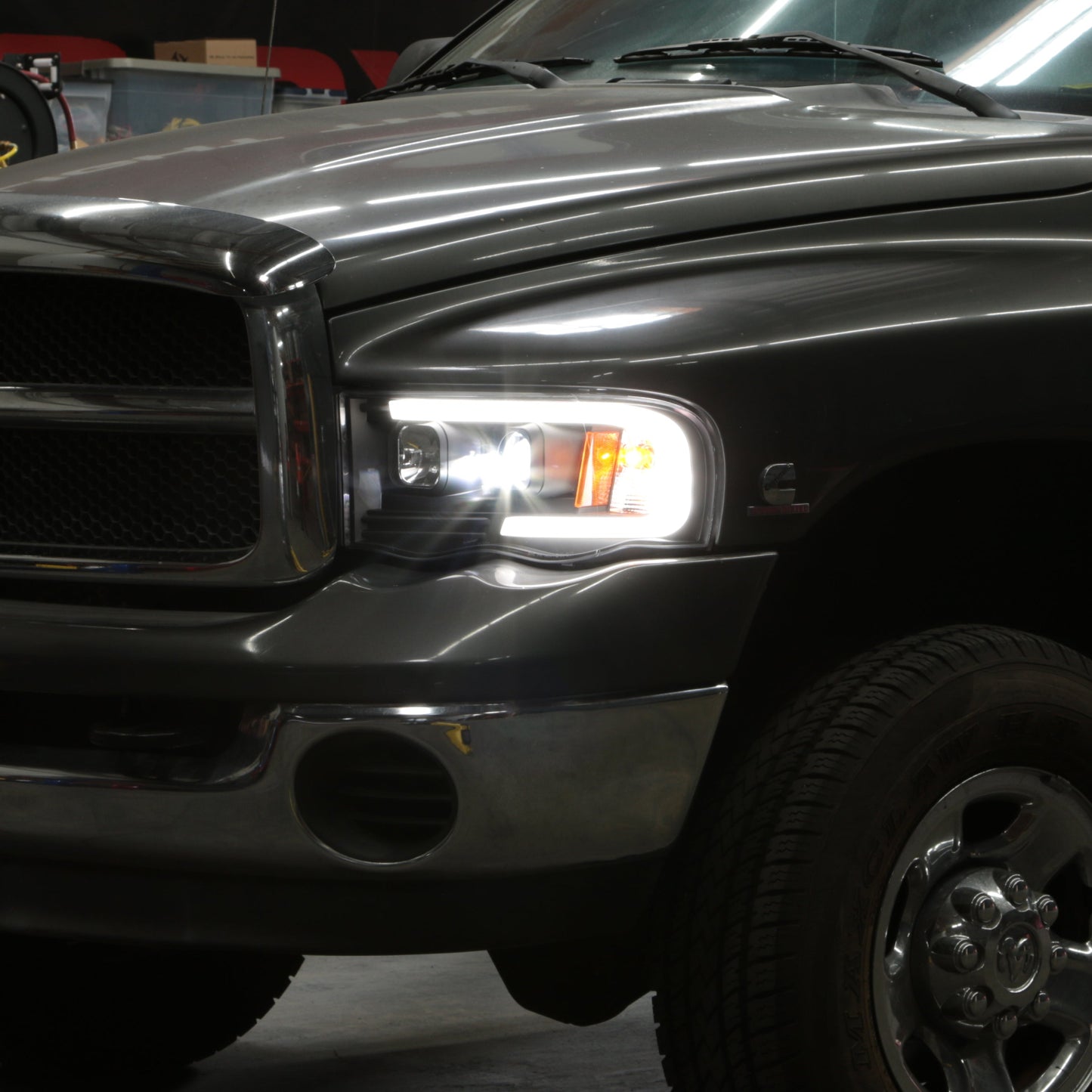 Spyder Dodge Ram 1500 02-05/Ram 2500/3500 03-05 High-Power LED Headlights