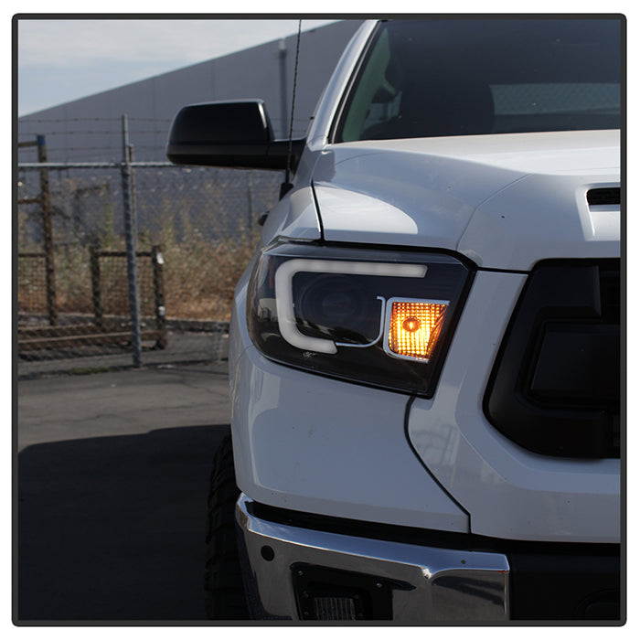 Spyder Toyota Tundra 2014-2016 Projector Headlights Light Bar DRL Black