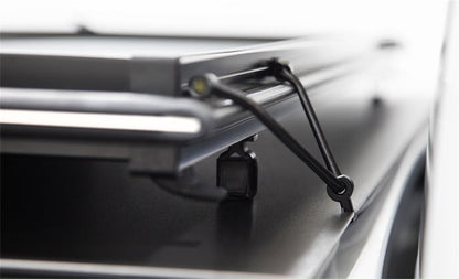 Access Lomax Tri-Fold Cover 16-19 Toyota Tacoma (Excl OEM Hard Covers)